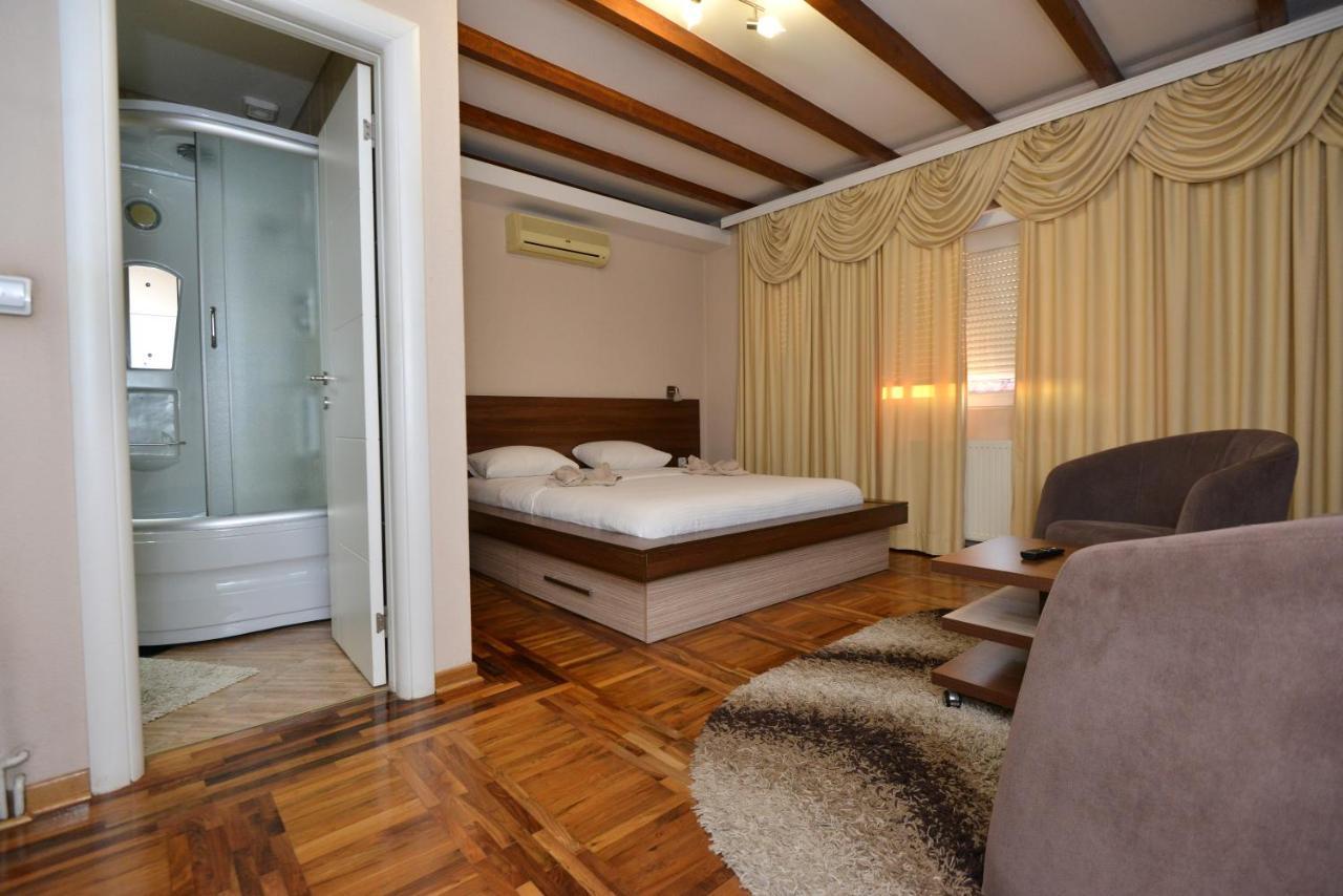 Garni Hotel Kaca Kragujevac Exterior foto